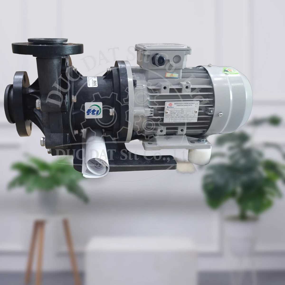 Vật liệu cấu tạo của máy bơm DB11V-T-FF-6-95